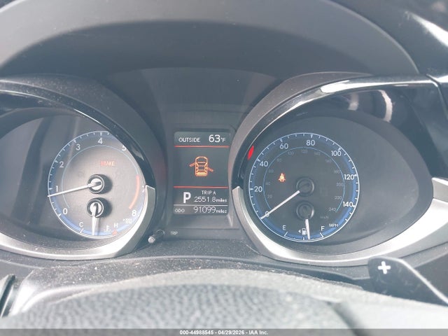 44988545 :رقم المزاد ، 2T1BURHE5EC110458 vin ، 2014 Toyota Corolla S Plus مزاد بيع