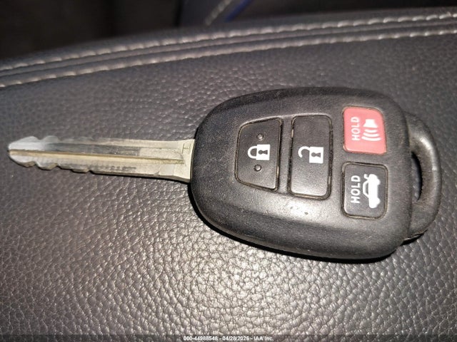 Aukcja sprzedaży 2018 Toyota Corolla Se, vin: 5YFBURHE5JP813858, numer aukcji: 44988548