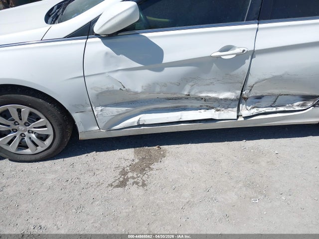 44988562 :رقم المزاد ، 5NPEB4ACXBH212703 vin ، 2011 Hyundai Sonata Gls مزاد بيع