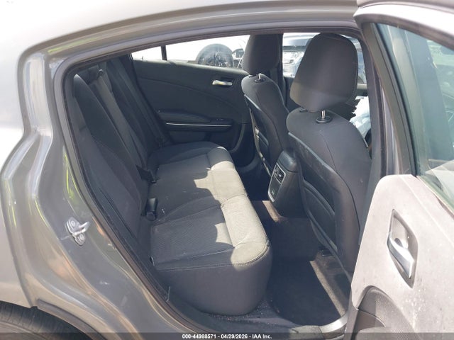 44988571 :رقم المزاد ، 2C3CDXBG2JH238938 vin ، 2018 Dodge Charger Sxt Rwd مزاد بيع