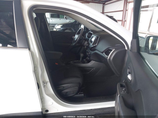 2019 Jeep Cherokee Latitude 4x4 მანქანა იყიდება აუქციონზე, vin: 1C4PJMCB6KD459982, აუქციონის ნომერი: 44988628