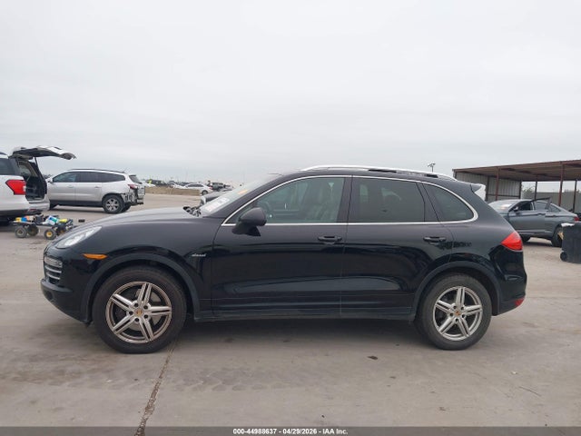 44988637 :رقم المزاد ، WP1AF2A21ELA45709 vin ، 2014 Porsche Cayenne Diesel Platinum Edition مزاد بيع