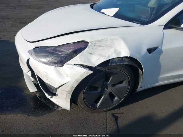 Tesla Model 3 Standard Range Plus Rear-wheel Drive 2021 5YJ3E1EA2MF067101 Image 6
