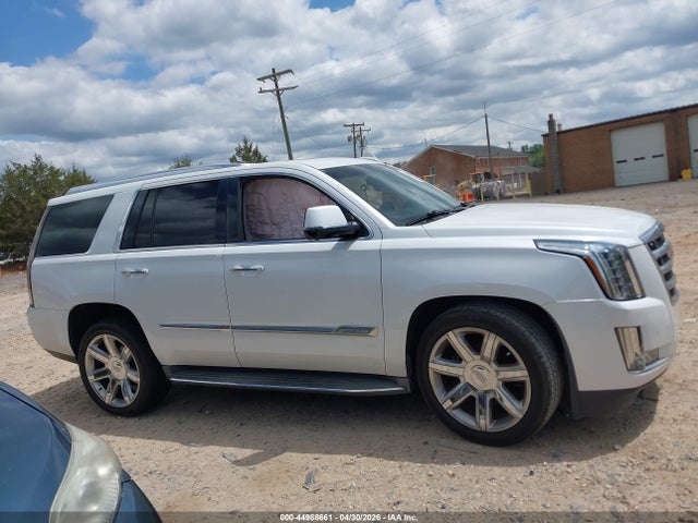 Продажа на аукционе авто 2016 Cadillac Escalade Luxury Collection, vin: 1GYS3BKJ6GR385632, номер лота: 44988661