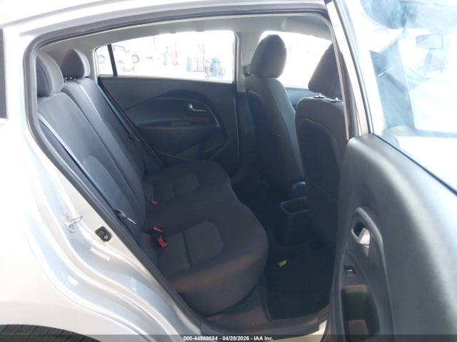 KIA RIO LX 2017 KNADM4A31H6037876 Image 8