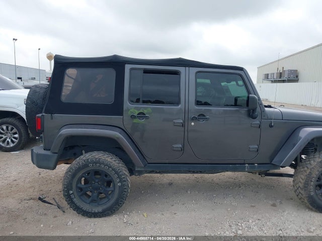 1C4BJWDG9HL738454 Jeep Wrangler Unlimited Sport 4x4