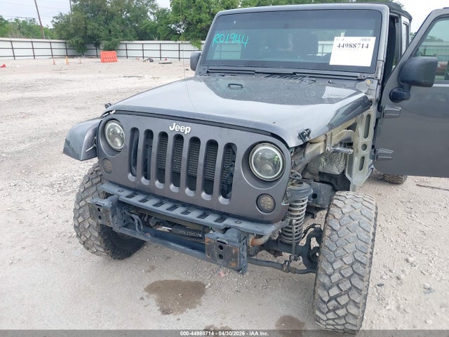 1C4BJWDG9HL738454 Jeep Wrangler Unlimited Sport 4x4