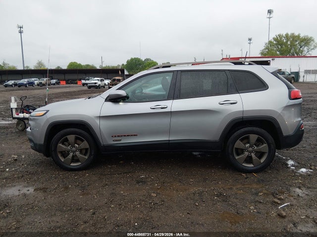 Aukcja sprzedaży 2016 Jeep Cherokee 75th Anniversary, vin: 1C4PJMCS4GW316993, numer aukcji: 44988731