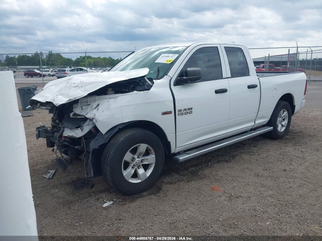 Aukcja sprzedaży 2017 Ram 1500 Express Quad Cab 4x2 6'4 Box, vin: 1C6RR6FT8HS574161, numer aukcji: 44988757