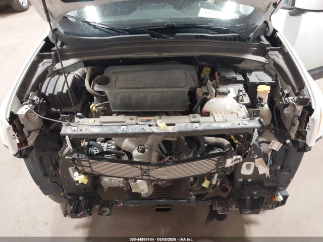 Aukcja sprzedaży 2017 Jeep Renegade Latitude 4x4, vin: ZACCJBBB5HPG59024, numer aukcji: 44988764