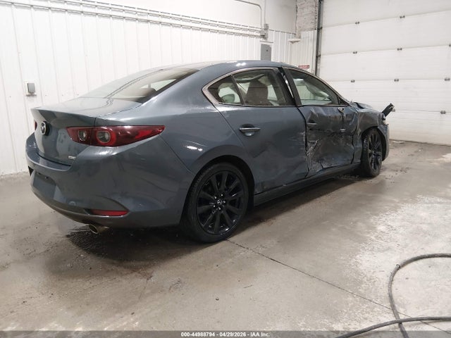 3MZBPBCMXRM414442 Mazda Mazda3 2.5 S Carbon Edition