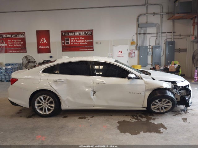 1G1ZE5STXHF127966 Chevrolet MALIBU 1LT