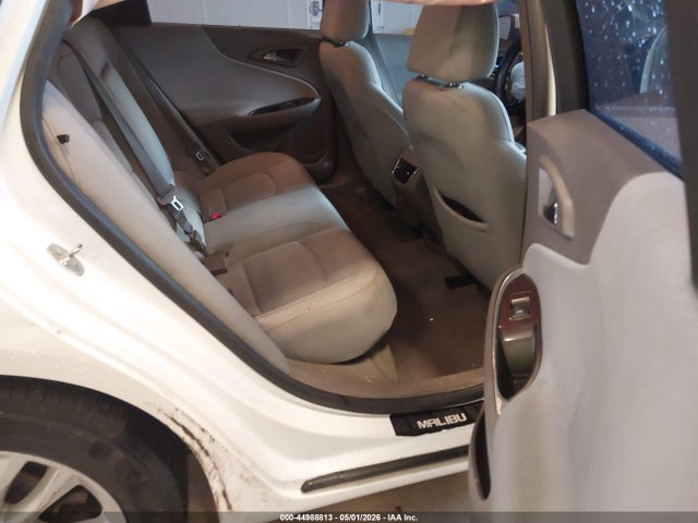 1G1ZE5STXHF127966 Chevrolet MALIBU 1LT