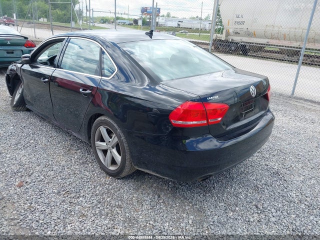 Aukcja sprzedaży 2015 Volkswagen Passat 1.8t Limited Edition, vin: 1VWAT7A37FC094198, numer aukcji: 44988844