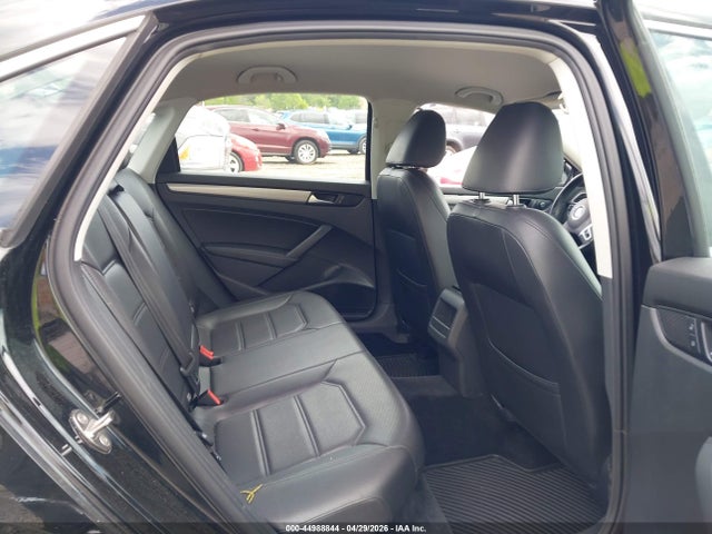Aukcja sprzedaży 2015 Volkswagen Passat 1.8t Limited Edition, vin: 1VWAT7A37FC094198, numer aukcji: 44988844