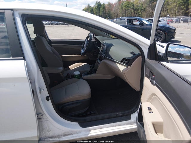 44988853 :رقم المزاد ، 5NPD84LFXKH426477 vin ، 2019 Hyundai Elantra Sel مزاد بيع