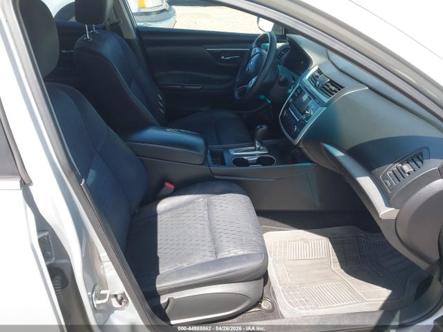 1N4AL3AP3HN305733 Nissan Altima 2.5 S