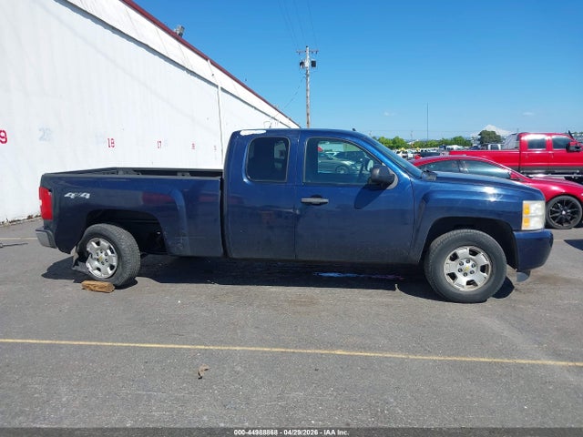 44988868 :رقم المزاد ، 1GCSKSE30AZ256766 vin ، 2010 Chevrolet Silverado 1500 Lt مزاد بيع
