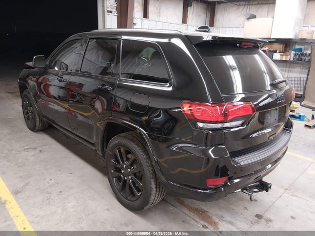 1C4RJEAG2JC512470 Jeep Grand Cherokee Altitude 4x2