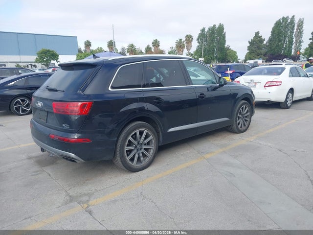 44988886 :رقم المزاد ، WA1LAAF70HD051985 vin ، 2017 Audi Q7 3.0t Premium مزاد بيع