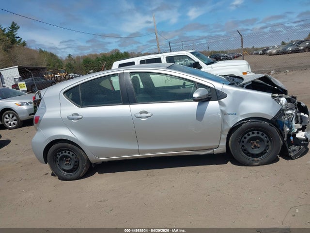 Aukcja sprzedaży 2014 Toyota Prius C One, vin: JTDKDTB3XE1572118, numer aukcji: 44988904