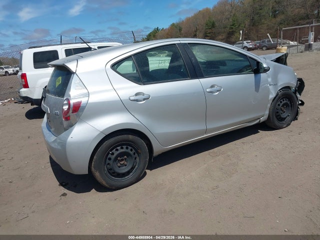 Aukcja sprzedaży 2014 Toyota Prius C One, vin: JTDKDTB3XE1572118, numer aukcji: 44988904