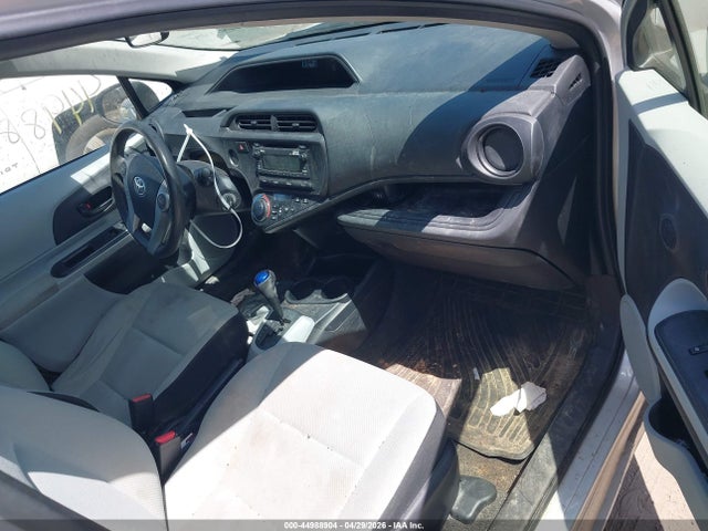 Aukcja sprzedaży 2014 Toyota Prius C One, vin: JTDKDTB3XE1572118, numer aukcji: 44988904