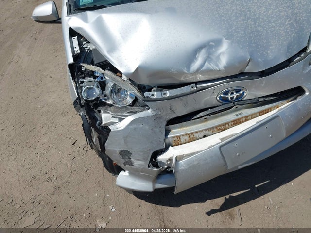 Aukcja sprzedaży 2014 Toyota Prius C One, vin: JTDKDTB3XE1572118, numer aukcji: 44988904