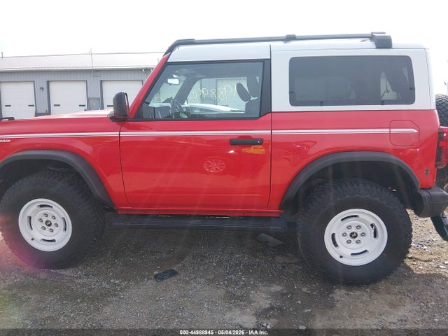 2024 Ford Bronco Heritage Edition მანქანა იყიდება აუქციონზე, vin: 1FMDE4CH8RLB54510, აუქციონის ნომერი: 44988945