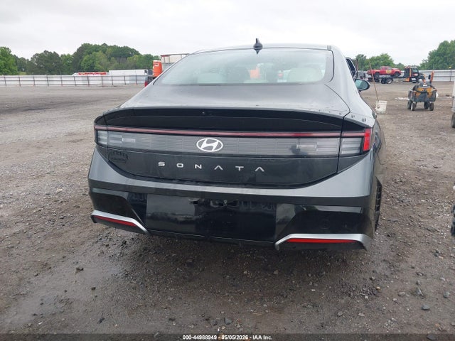 2025 Hyundai Sonata Sel მანქანა იყიდება აუქციონზე, vin: KMHL64JA4SA436403, აუქციონის ნომერი: 44988949