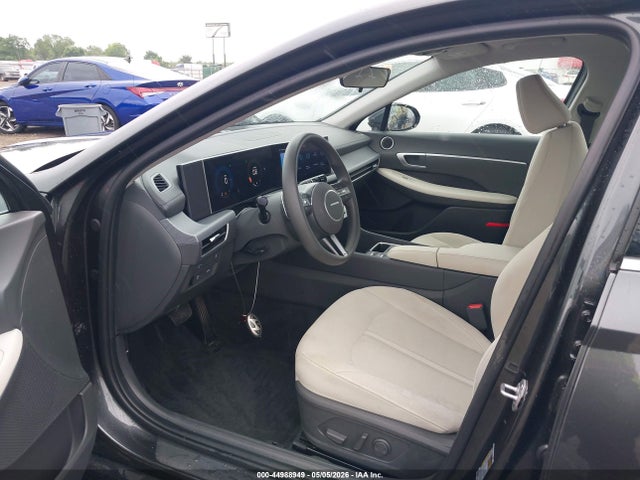 2025 Hyundai Sonata Sel მანქანა იყიდება აუქციონზე, vin: KMHL64JA4SA436403, აუქციონის ნომერი: 44988949
