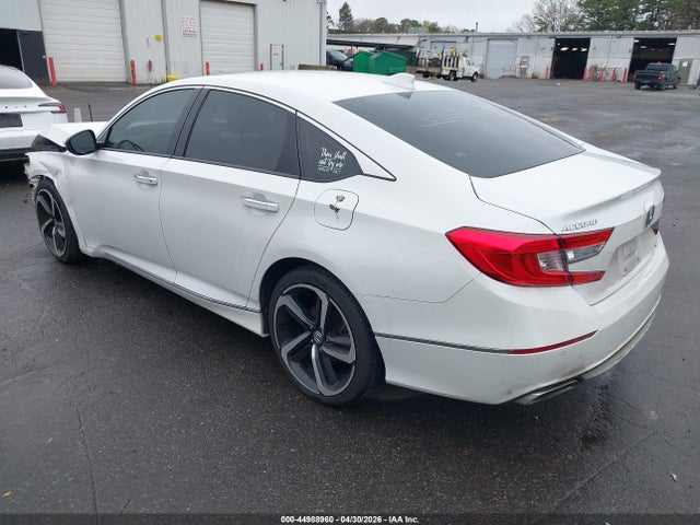 44988960 :رقم المزاد ، 1HGCV1F90JA037315 vin ، 2018 Honda Accord Touring مزاد بيع
