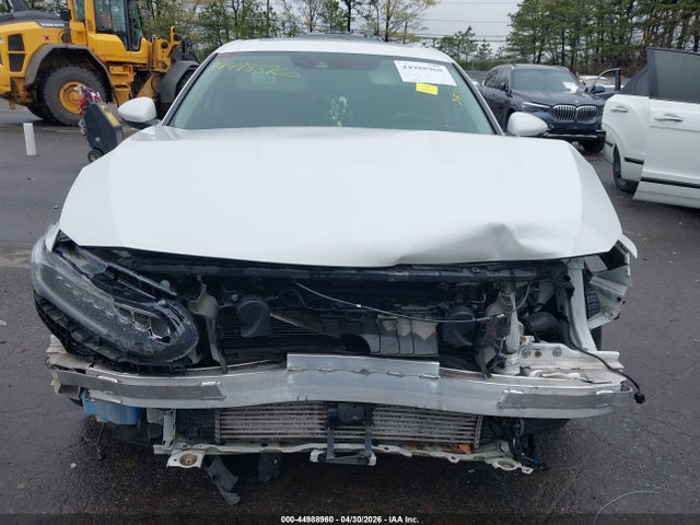 44988960 :رقم المزاد ، 1HGCV1F90JA037315 vin ، 2018 Honda Accord Touring مزاد بيع