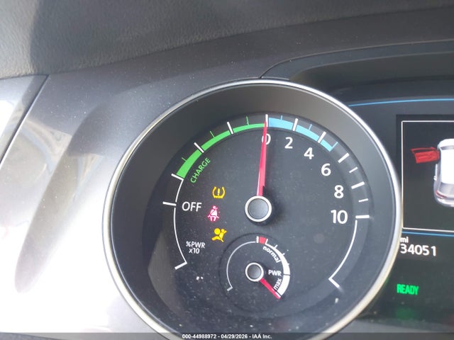 WVWKP7AU0GW916148 Volkswagen E-golf Se