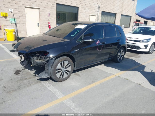 WVWKP7AU0GW916148 Volkswagen E-golf Se