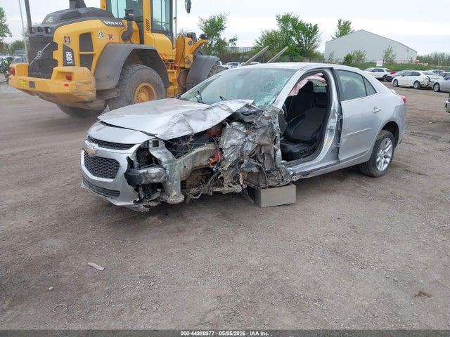 Chevrolet MALIBU 1LT 2015 1G11C5SL4FU143169 Image 2