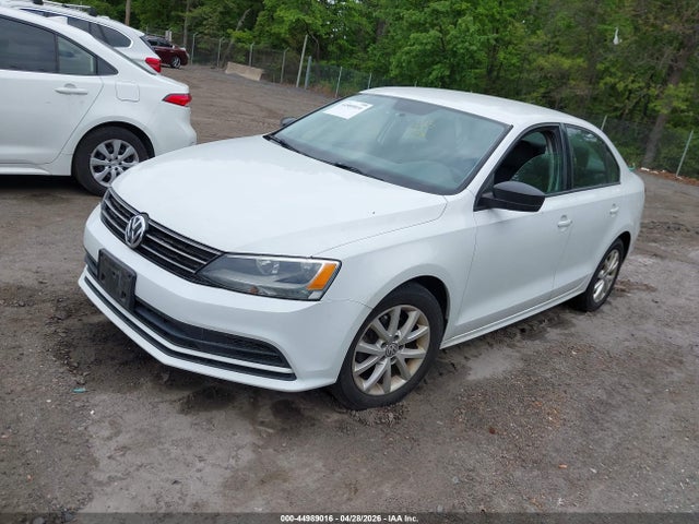 44989016 :رقم المزاد ، 3VWD17AJ8FM289968 vin ، 2015 Volkswagen Jetta 1.8t Se مزاد بيع
