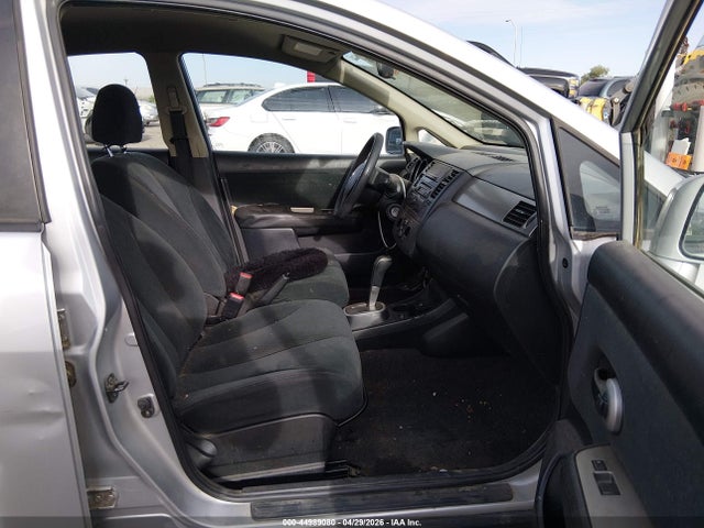 2011 Nissan Versa 1.8s მანქანა იყიდება აუქციონზე, vin: 3N1BC1CP7BL465561, აუქციონის ნომერი: 44989080