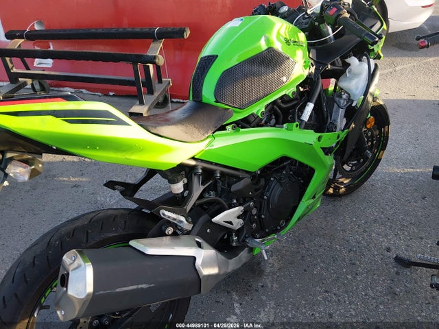 JKAEXKH16PDAM5504 Kawasaki EX400