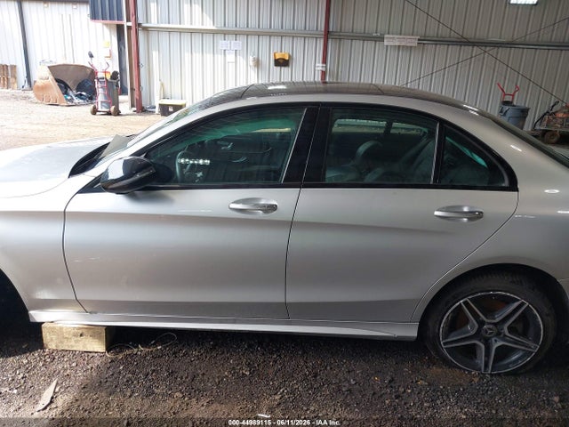 44989115 :رقم المزاد ، 55SWF8EB1LU326170 vin ، 2020 Mercedes-benz C 300 4matic مزاد بيع