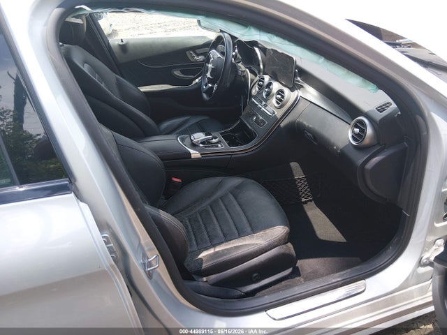 44989115 :رقم المزاد ، 55SWF8EB1LU326170 vin ، 2020 Mercedes-benz C 300 4matic مزاد بيع