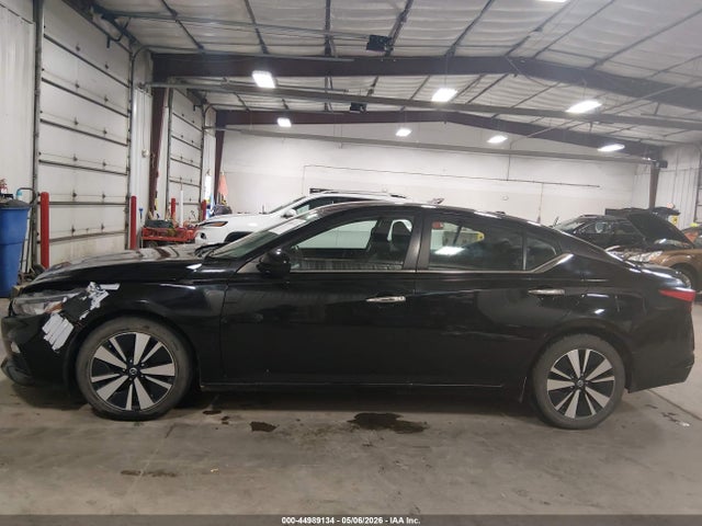 2021 Nissan Altima Sv Fwd მანქანა იყიდება აუქციონზე, vin: 1N4BL4DV7MN324994, აუქციონის ნომერი: 44989134