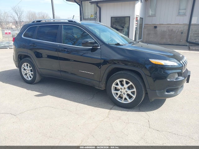 Продаж на аукціоні авто 2018 Jeep Cherokee Latitude 4x4, vin: 1C4PJMCB1JD559311, номер лоту: 44989200