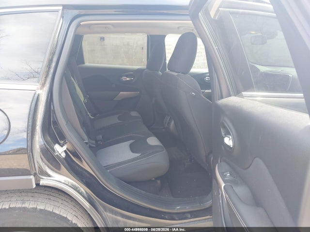 Продаж на аукціоні авто 2018 Jeep Cherokee Latitude 4x4, vin: 1C4PJMCB1JD559311, номер лоту: 44989200