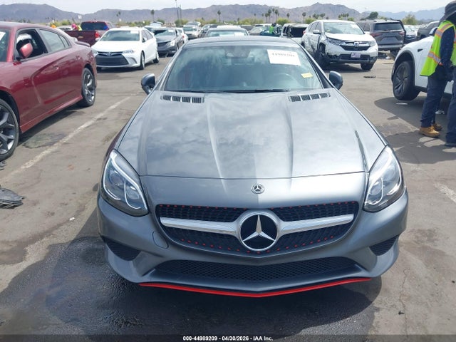 44989209 :رقم المزاد ، WDDPK3JA1JF148180 vin ، 2018 Mercedes-benz Slc 300 مزاد بيع