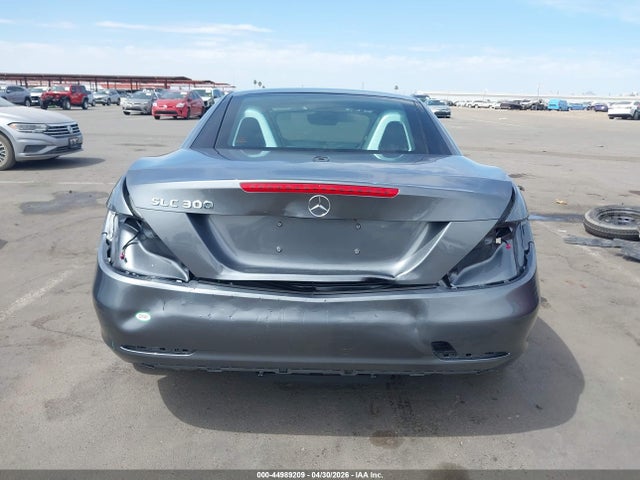 44989209 :رقم المزاد ، WDDPK3JA1JF148180 vin ، 2018 Mercedes-benz Slc 300 مزاد بيع