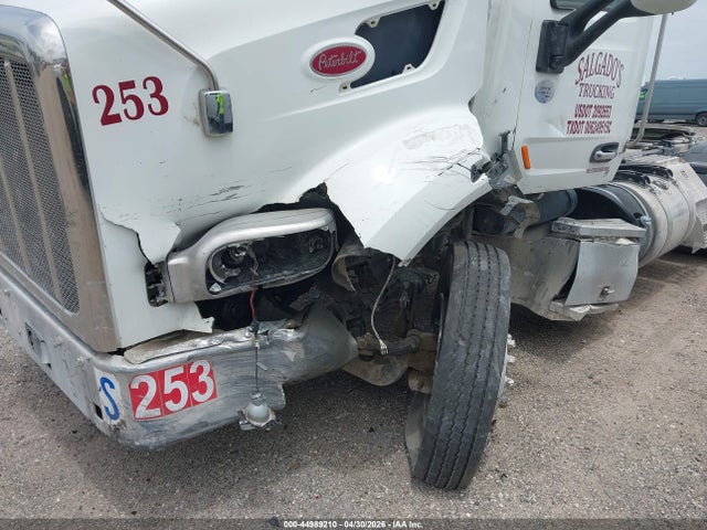 44989210 :رقم المزاد ، 1XPCDP9X1JD490872 vin ، 2018 Peterbilt 567 مزاد بيع