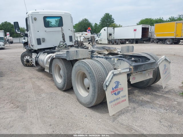 44989210 :رقم المزاد ، 1XPCDP9X1JD490872 vin ، 2018 Peterbilt 567 مزاد بيع