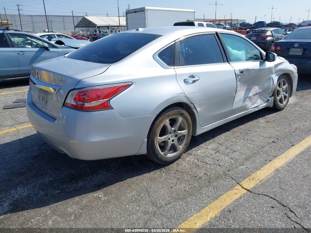 1N4AL3AP2FC201694 Nissan Altima 2.5 Sv