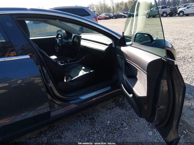 Aukcja sprzedaży 2018 Tesla Model 3 Long Range/mid Range, vin: 5YJ3E1EA9JF006923, numer aukcji: 44989238